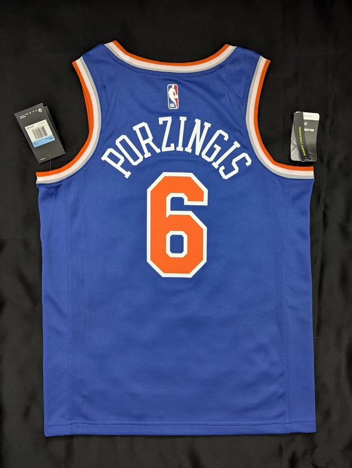 NIKE NBA SWINGMAN JERSEY KNICKS PORZINGUS HOMBRE TALLA MEDIANA 44 AZUL NUEVA YORK NUEVO CON ETIQUETAS Foto 2 de 4
