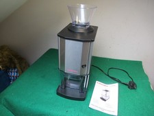 Caterlite Ice Crusher Machine. 12 Kg. Model CT057.