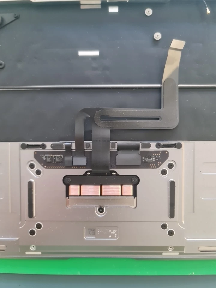 Tastiera Completa MacBook Air M1 2020 a2337 emc 3598 con trackpad e Jack Audio - Immagine 4 di 4