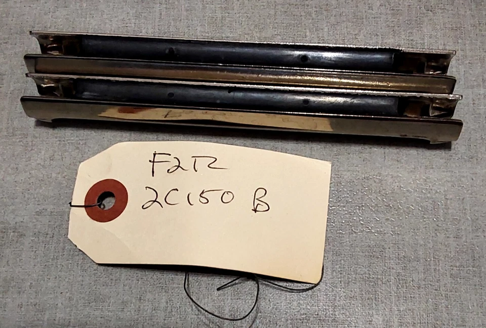 Ford F2TZ-2C150-B OEM Caliper Locking Pin NOS x2 - Image 2 of 4