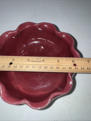 Bybee Pottery 6.5” Cranberry Red Scalloped Bowl Dish Handmade Kentucky - Picture 6 of 6