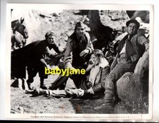 GARY COOPER INGRID BERGMAN ORIGINAL 8X10 PHOTO 1943 FOR WHOM THE BELL TOLLS