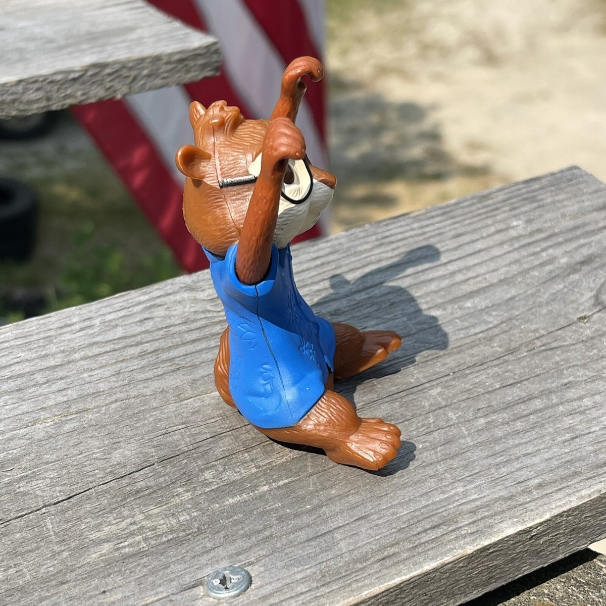 McDonalds 2011 Alvin and The Chipmunks Chipwrecked #8 Zip Line