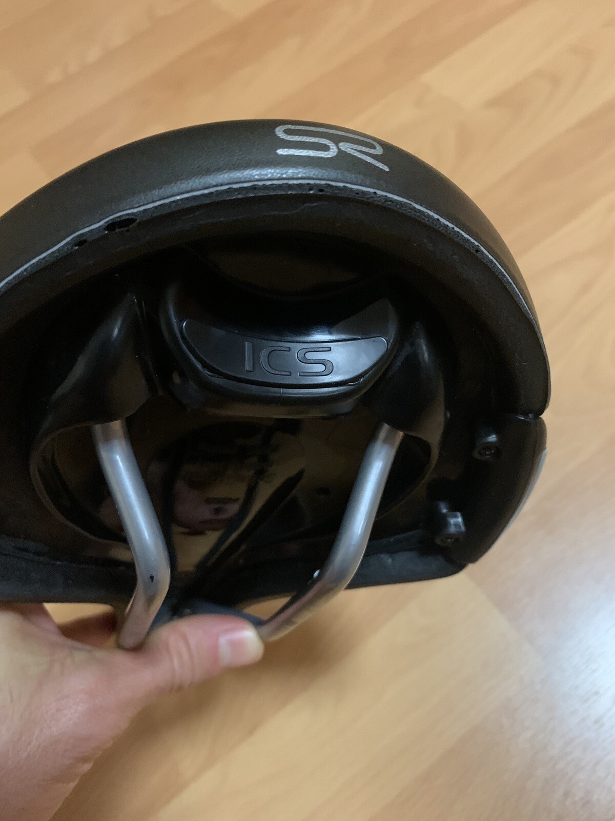 Selle Royal Premium Sport Dardo Women's Bike Saddle Vacuum Light RVL ICS Comfort