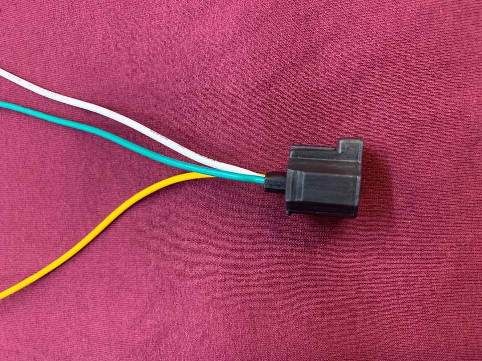 CONECTOR ENCHUFE ARNÉS COLETA ALTERNADOR PARA FORD TAURUS X V6 2008-2009, 3,5 L Foto 3 de 4