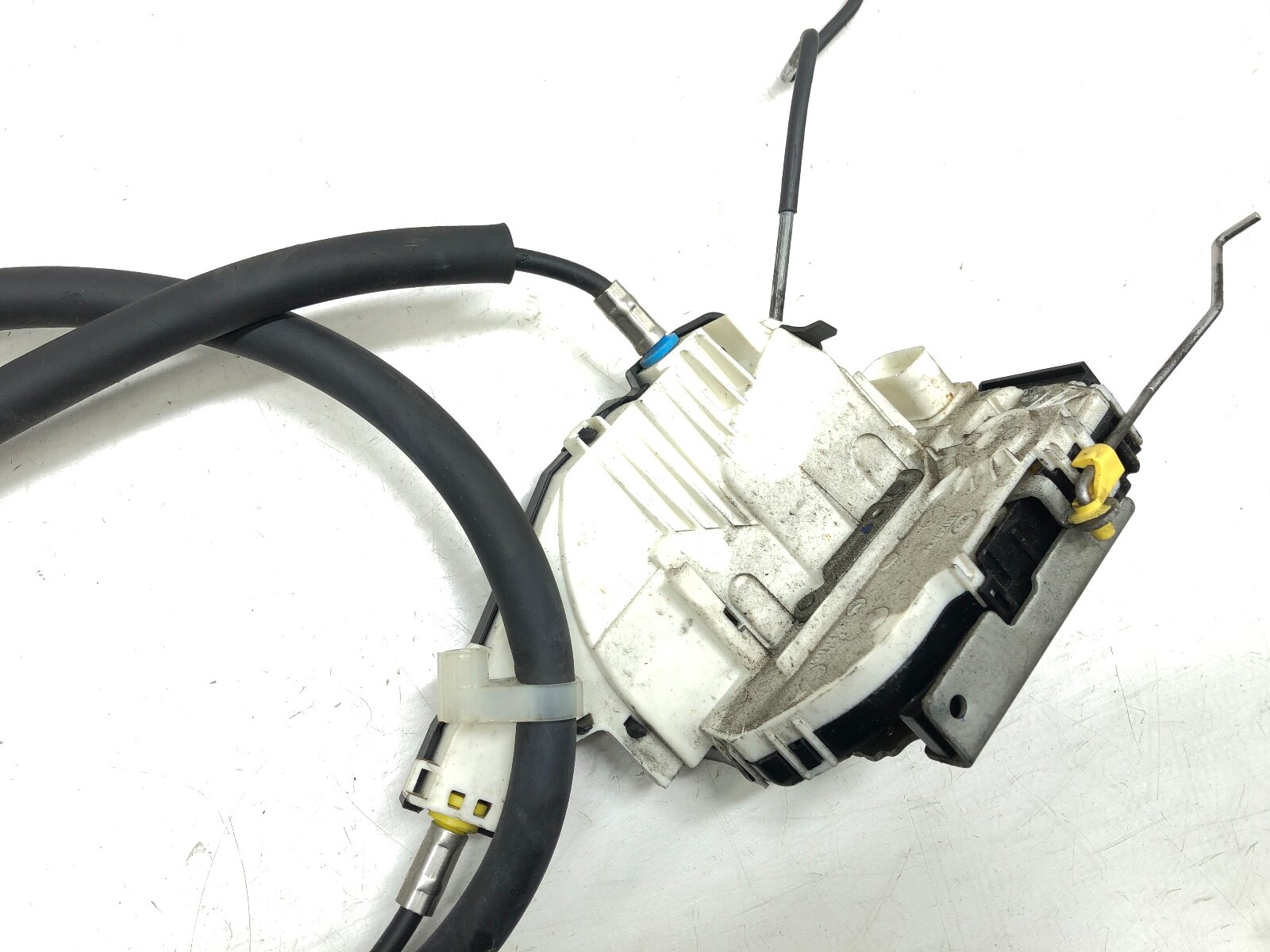 2014-2021 MASERATI GHIBLI LEFT DRIVER FRONT DOOR LOCK LATCH ACTUATOR OEM.