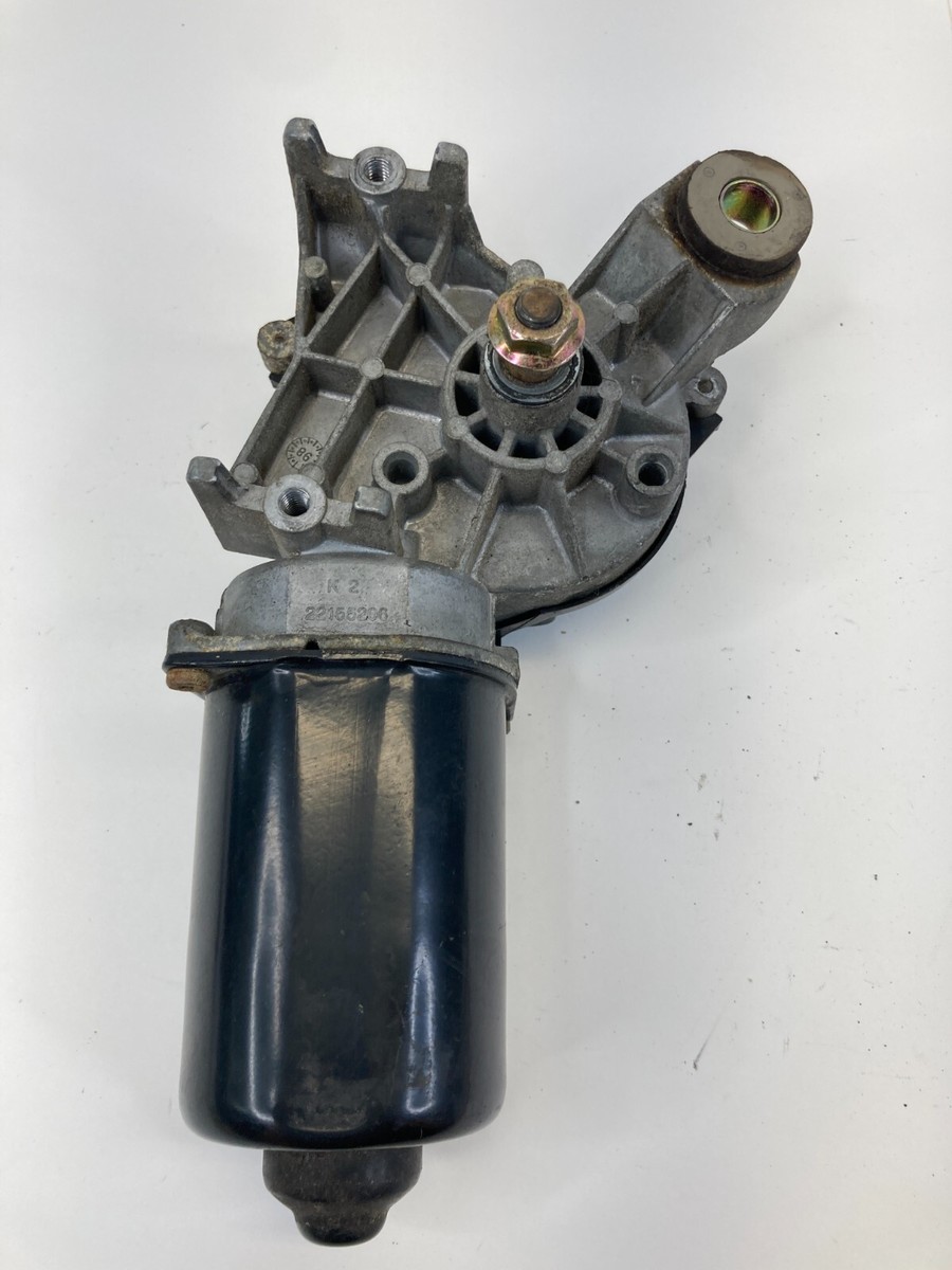 KKMB.I   97-01 Toyota Camry Windshield Wiper Transmission Linkage W