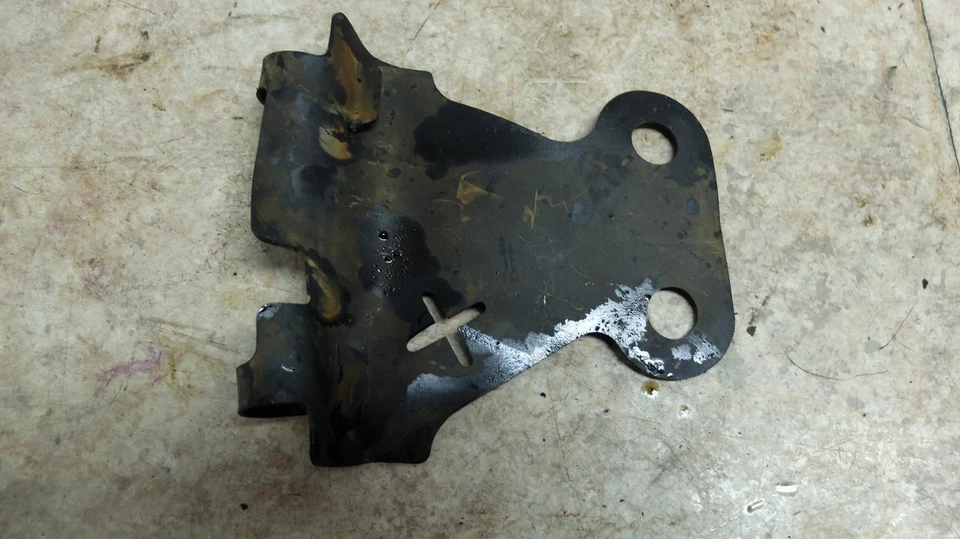 06 Triumph Speed tapete de borracha triplo protetor térmico - Imagem 2 de 2