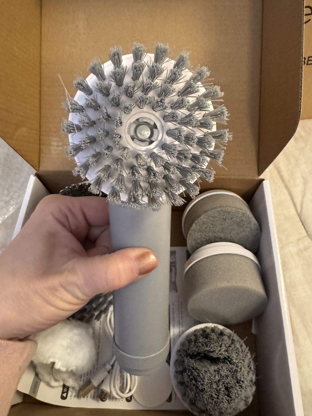 Electric Spin Scrubber Cordless Cleaning Brush with 7 Replaceable Brush Heads