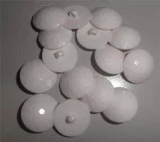 15 WHITE ROUND  BUTTONS  7/8"  faceted  shank  button   Plastic  NEW