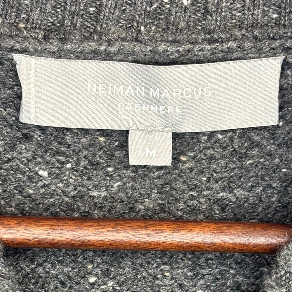 Cárdigan de cachemir gris con cremallera completa color mediano NEIMAN MARCUS CASHMERE $585 para hombre Foto 3 de 4