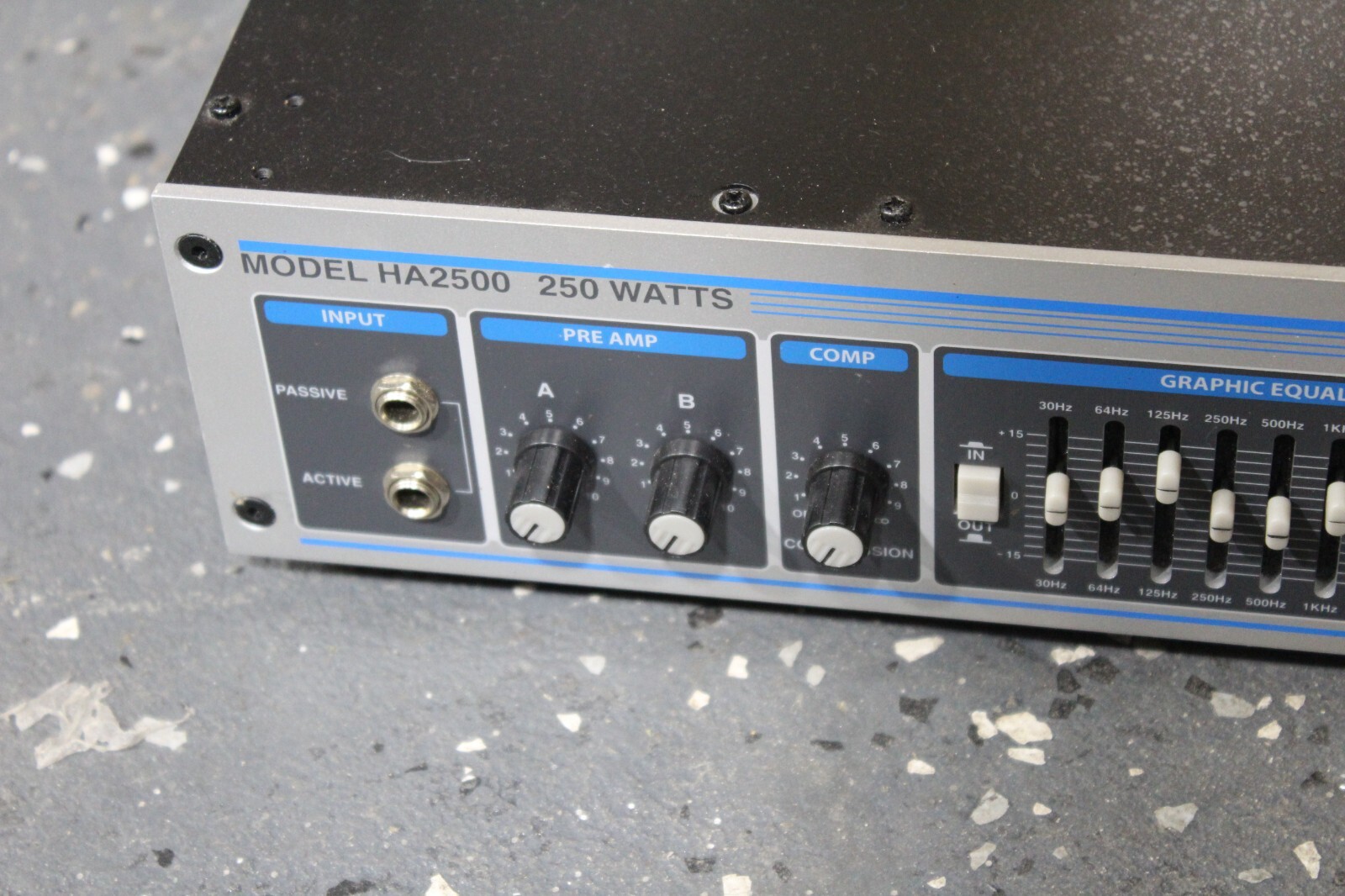Hartke Systems HA5000 250WATTS+250WATTS