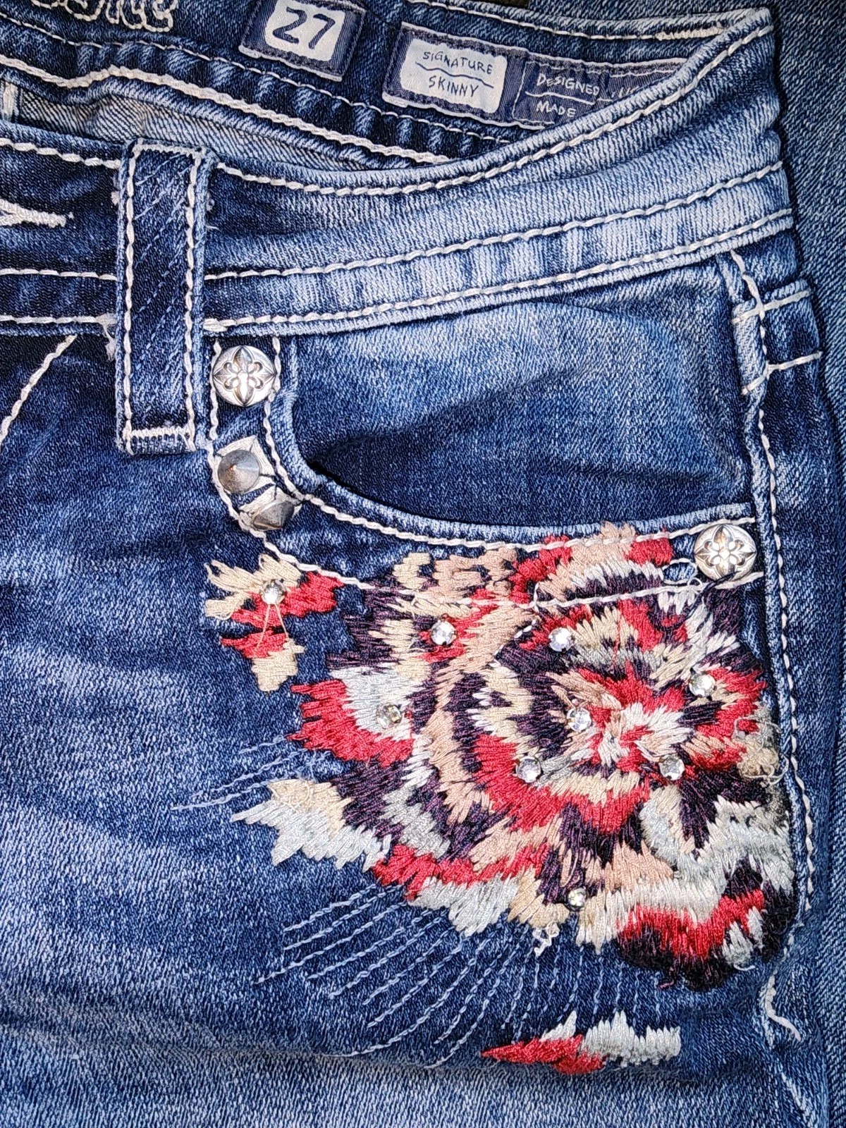 Miss Me Women's Buckle Jeans Sz 27 Signature Skinny Bling, Embroidery NWOT image 5