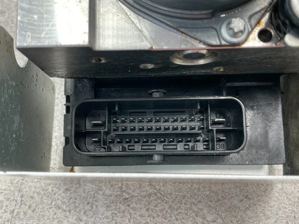 Unidad de módulo de bomba de freno antibloqueo ABS Lotus Evora 2010-2014 1612 OEM Foto 3 de 4