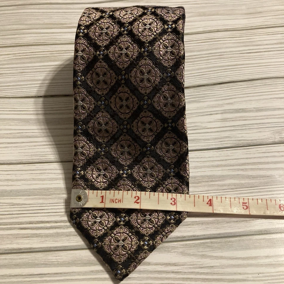 Gravata de seda grossa Santorelli design geométrico multicolorido feita à mão na Itália. - Imagem 3 de 4