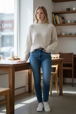 ABSOLUTELY Beige Ribbed Knit Pullover Sweater Crew Neck M Long Sleeve Women's