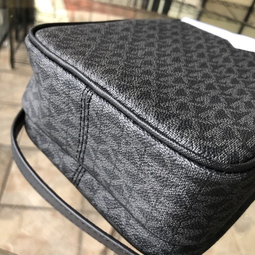 Michael Kors Damen Umhängetasche Flughandtasche Kuriertasche Schultertasche schwarz - Bild 6 von 12
