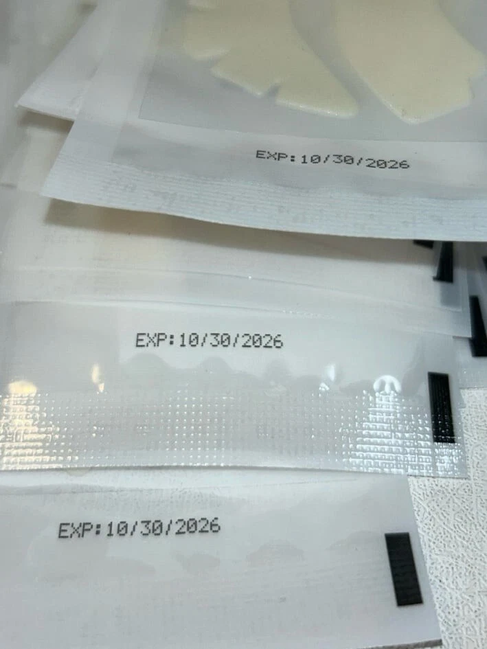 Origins Lash Pro Lint Free Eye-pads Box of 25, and Cream Remover for Eyelash Ext - Image 4 of 4