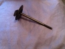 MG    NEW MGB Wire Wheel Spare Wheel Clamp   AHH7043     V1D    ***   Bive.