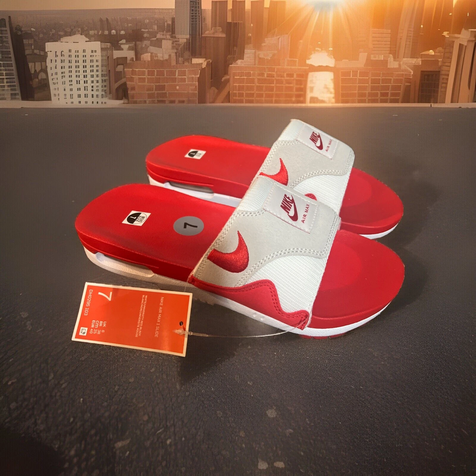 Nuovissima Nike DH0295 103 Air Max Slides bianco rosso taglia 7 spedizione veloce!