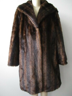 TERRY LEWIS BROWN FAUX FUR ELEGANT COAT SIZE M - NEW