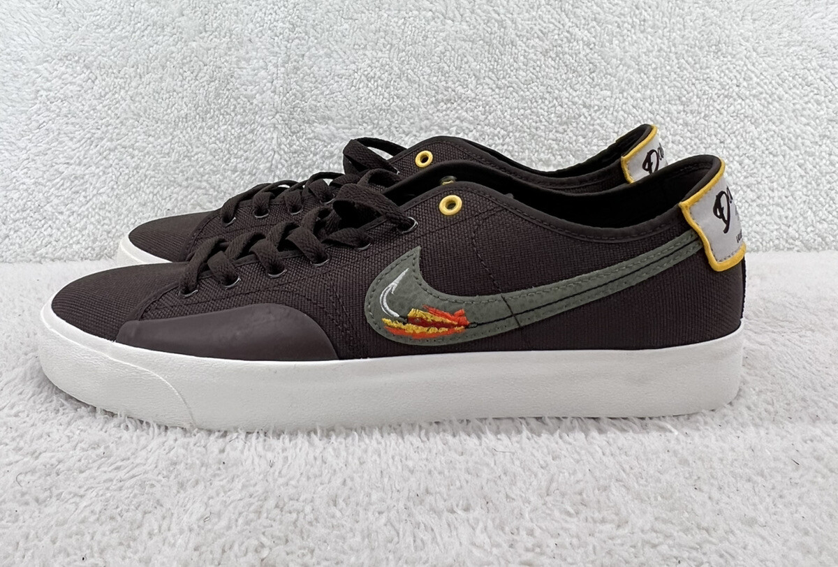 Nike SB Blazer Court DVDL Skate Shoes 