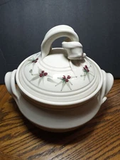 OFF WHITE STUDIO ART COVERED DISH WITH TWISTED HANDLES HOLLY DESIGN