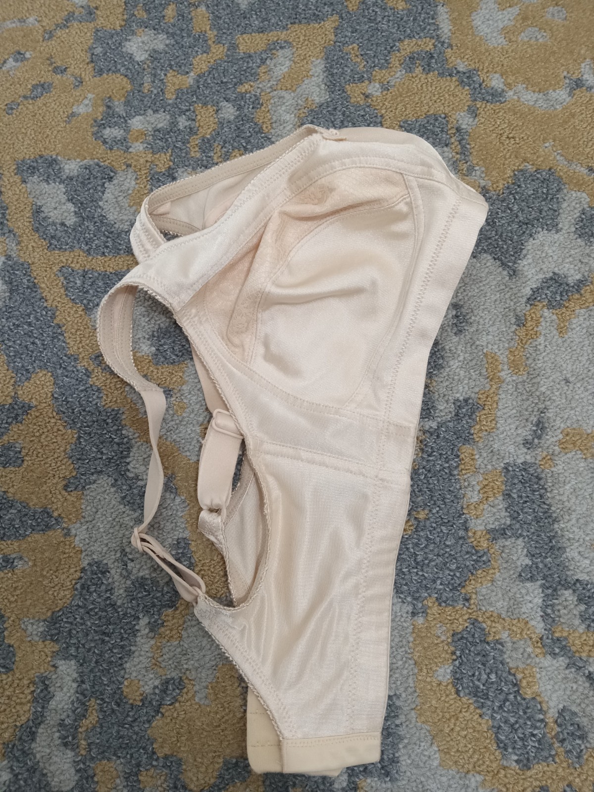 Underscore Wireless Bra 34C Beige No Padding Or L… - image 8