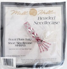 Vintage Mill Hill Beaded Short Needle Case ~ Royal Plum Tulip MHSN3 ~ 1999 Rare!