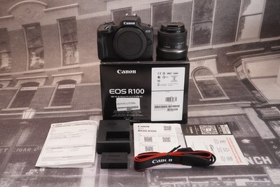 CANON EOS R100 with RF-S18-45mm F4.5-6.3 IS STM Lens Kit (Shutter Count:  1000)