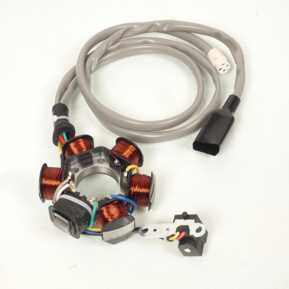 Alternateur Teknix haut rendement pour Piaggio 125 Vespa ET4 neuf