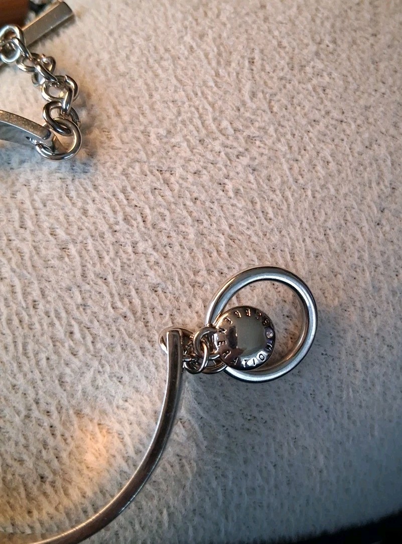 BCBG BCBGeneration Bangle Affirmation Toggle Brac… - image 5