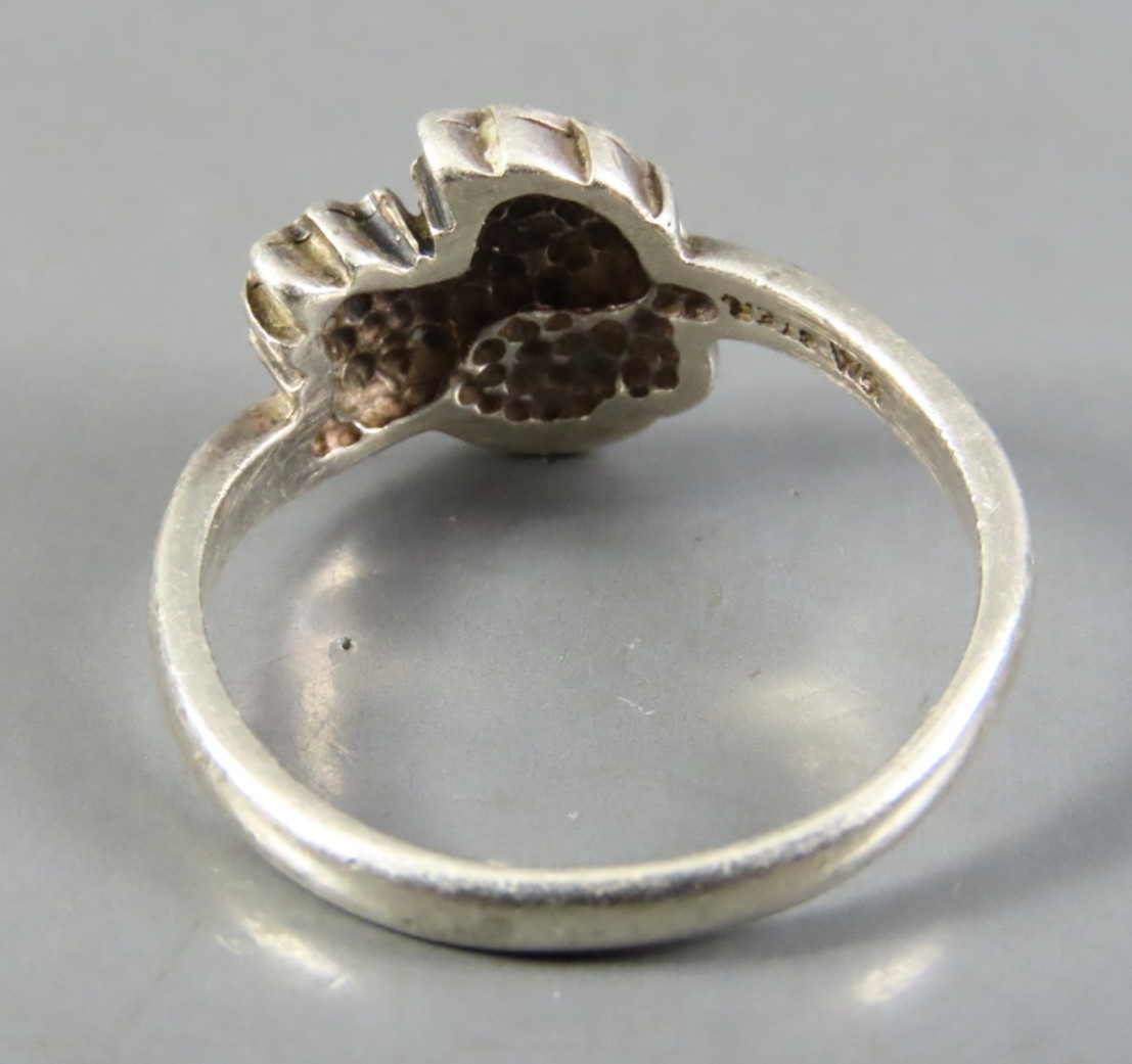 Vintage STERLING SILVER RING Wheeler Manufacturing GRAPE CLUSTER/LEAVES sz 7.5