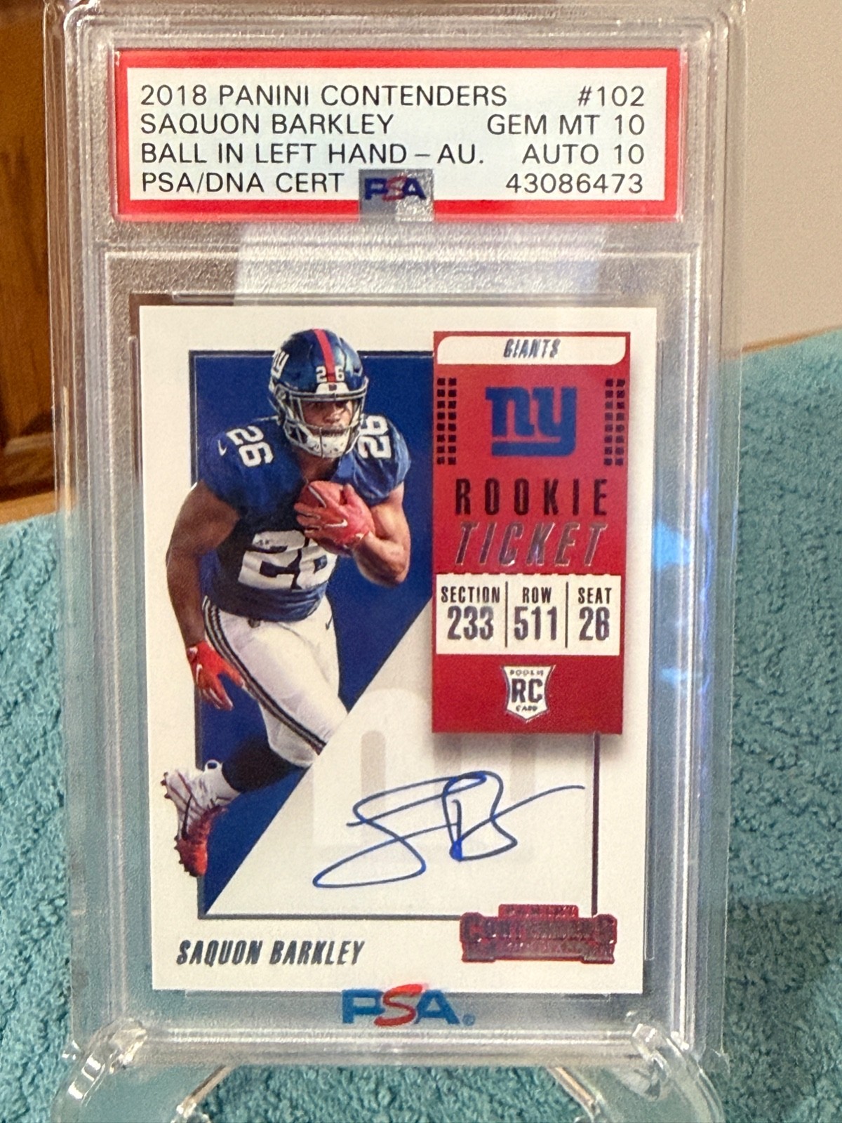 Saquon Barkley - 2018 - Panini Contenders - Ball In Left Hand - PSA 10 / Auto 10