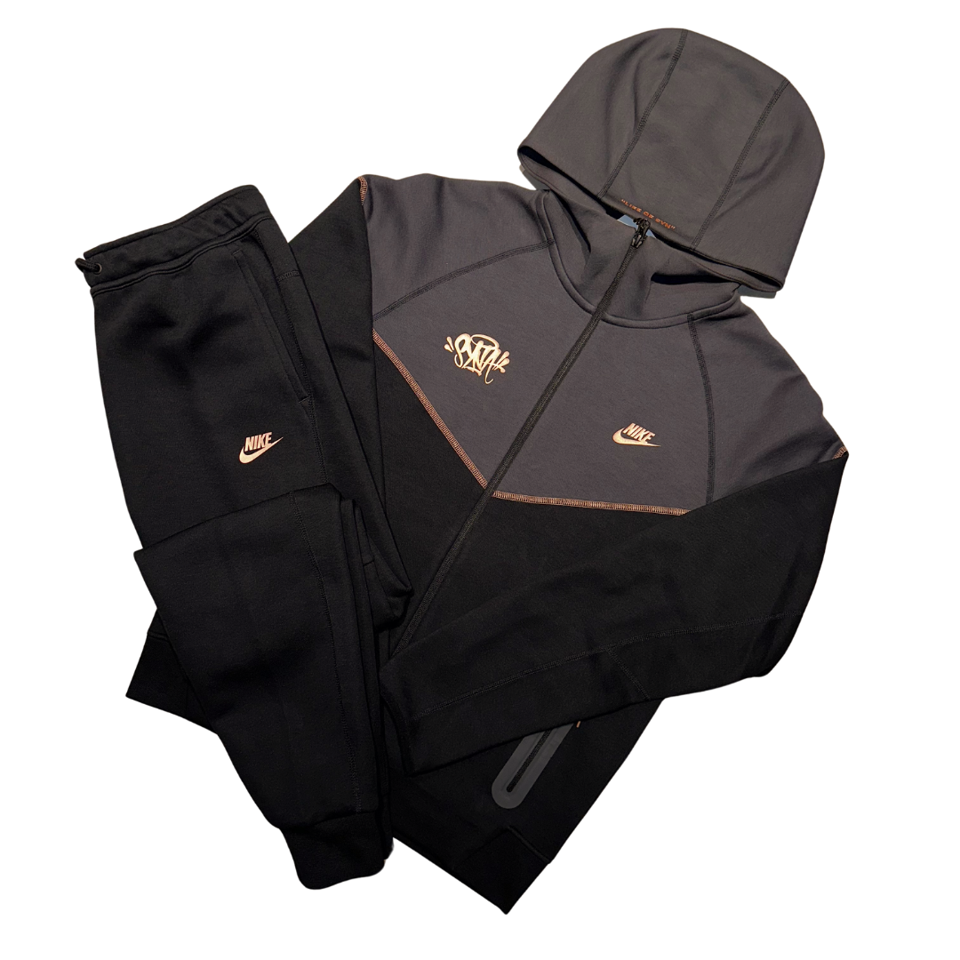 SYNA WORLD X NIKE TECH FLEECE TRACKSUIT - BLACK | eBay UK