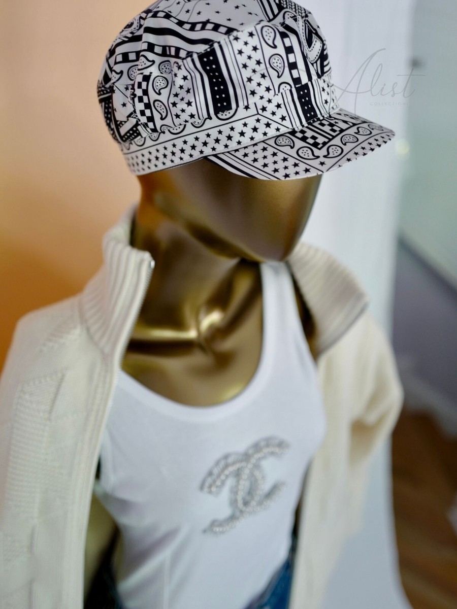 NEW Hermes Women's Deauville Cap Zigzag Printed Silk in Noir NEW Hermes Women's Deauville Cap Zigzag Printed Silk in Noir