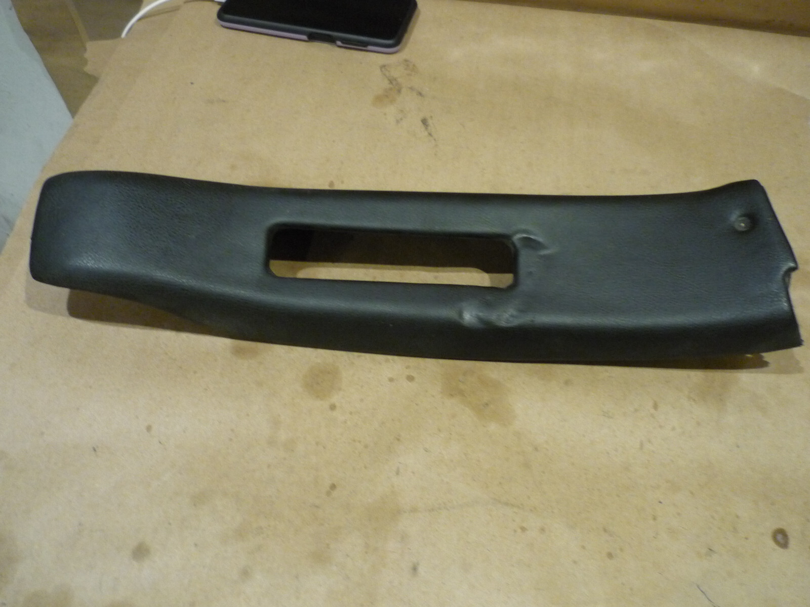 Maserati 4200 Coupe  - RH Upper B-Pillar Cover Trim - Black - P/N 981210600
