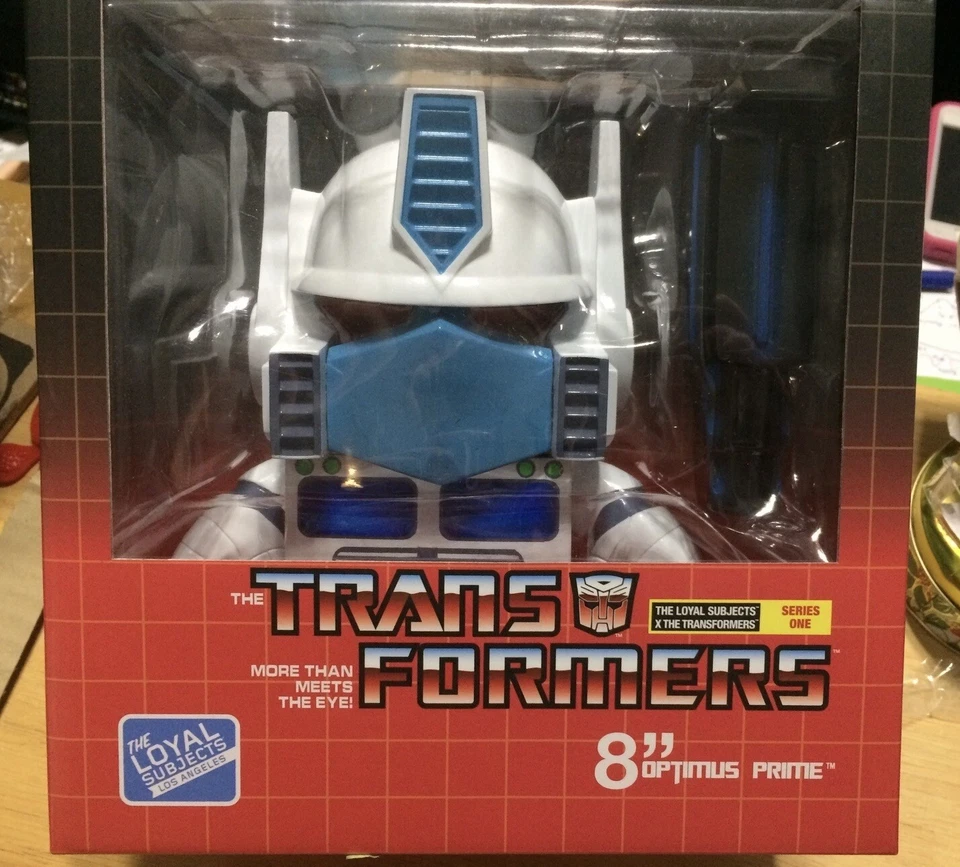 Boneco personalizado The Loyal Subjects *Kentucky Fried Customs 8” Magnus Optimus Prime - Imagem 2 de 3