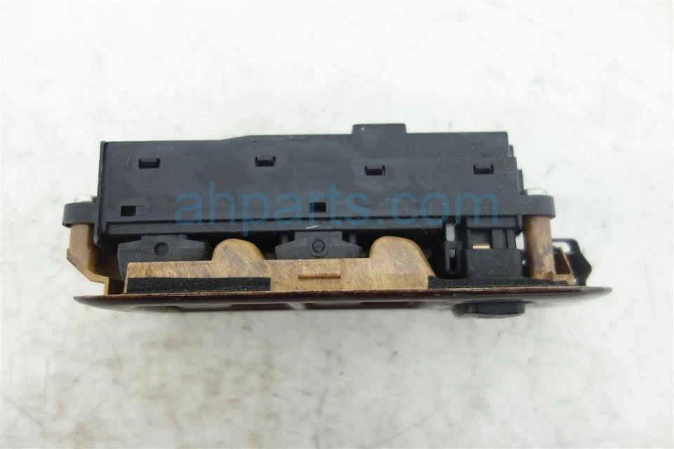 Interruptor de control de ventana de controlador maestro Infiniti I30 1998-1999 botones 25401-0L700 Foto 4 de 4