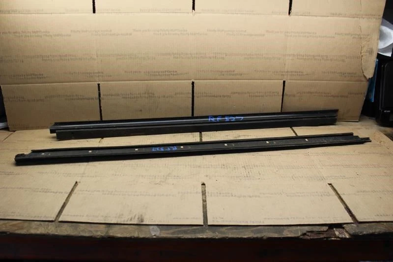 Ford Mustang 2001 2002 2003 2004 puerta pasajero ventana molduras par Foto 2 de 4