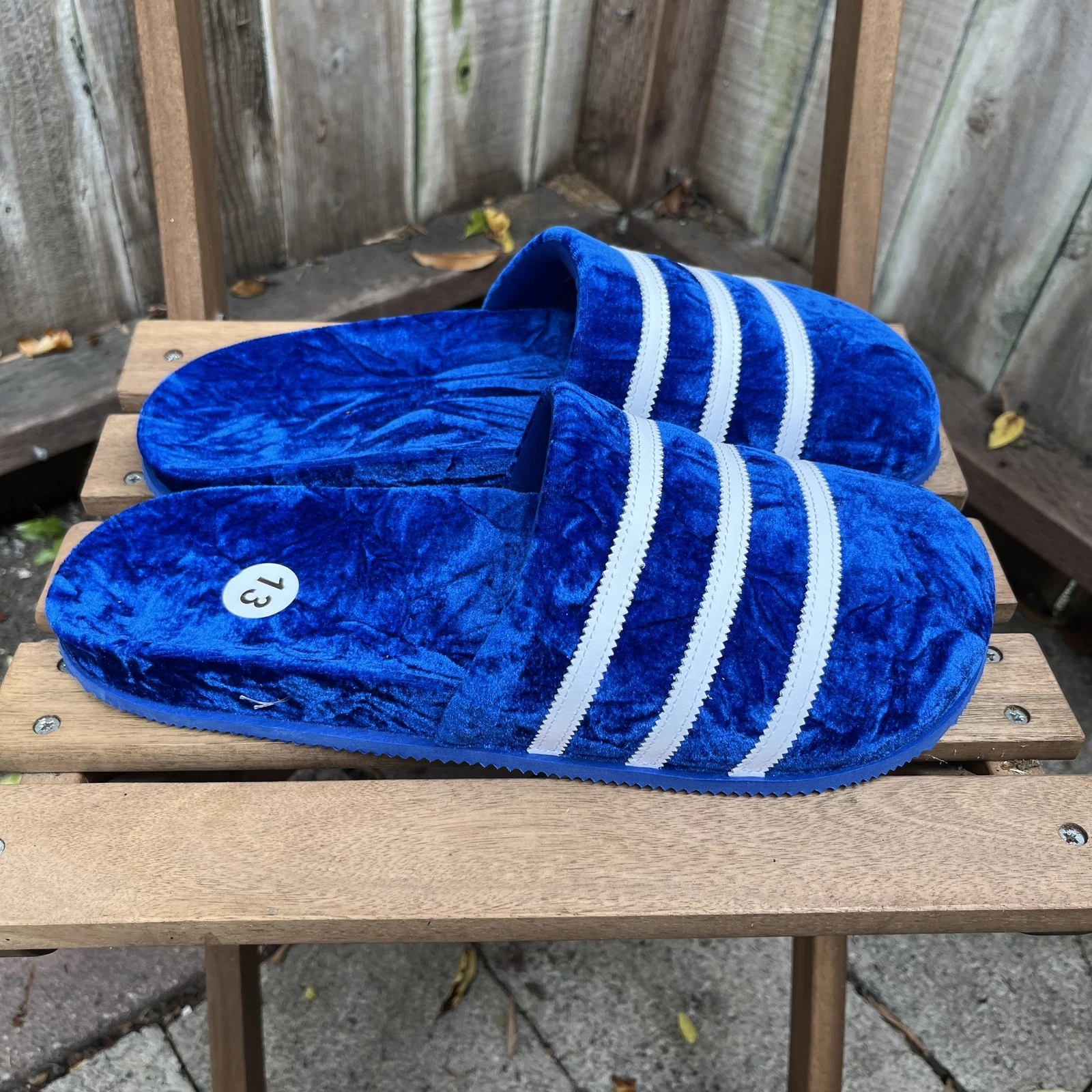 Scarpe Adidas Adilette Slides uomo taglia 13 tre strisce sandali comodi