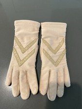 Isotoner Women's Driving Gloves Beige one size