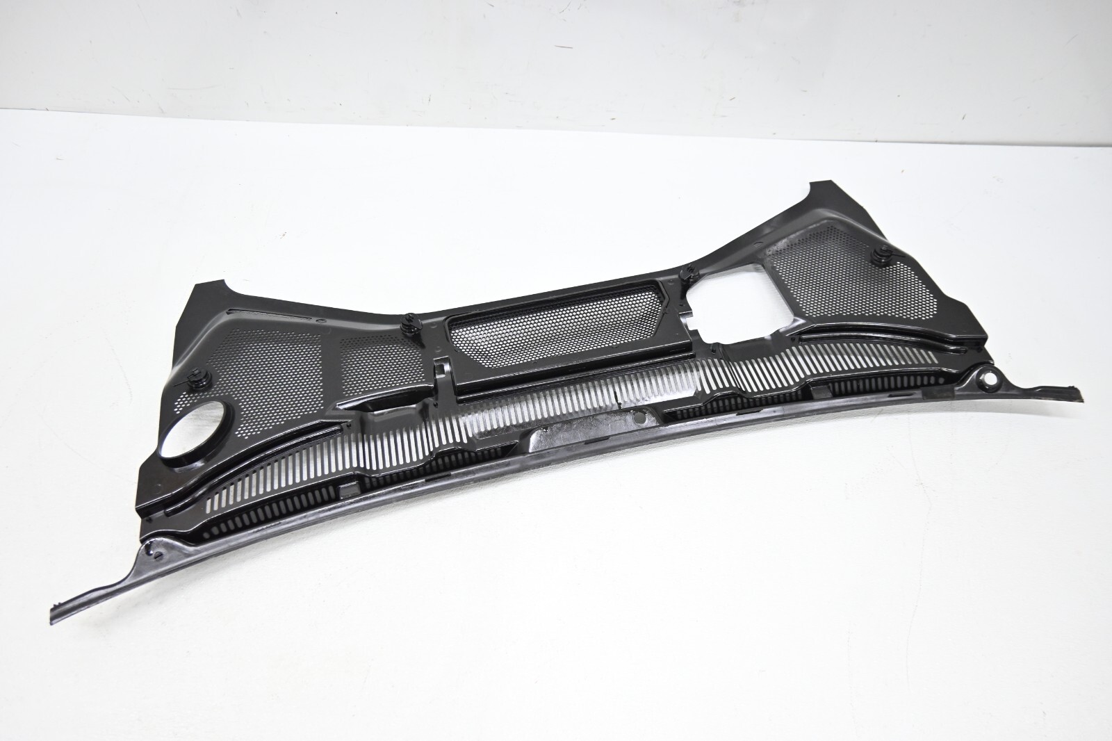 ⭐ 03-12 Bentley Continental Front Windshield Wiper Cowl Vent Grille Molding Oem