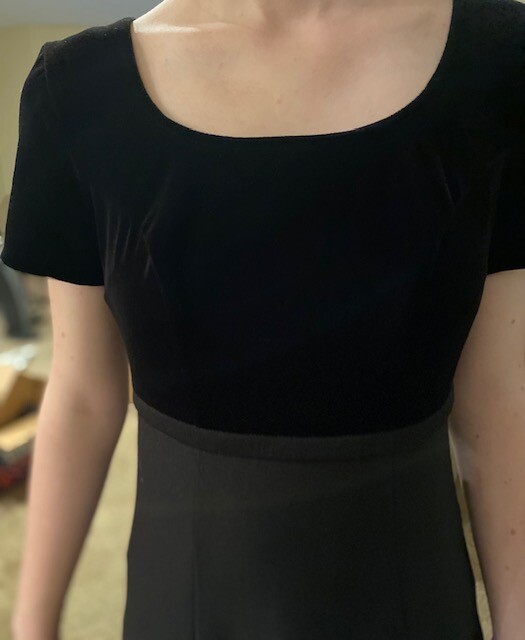 Southeastern Performance Apparel Black Dress size medium to large Velvet bodice 