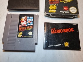 Super Mario Bros - NES Nintendo Entertainment System - Complete Read