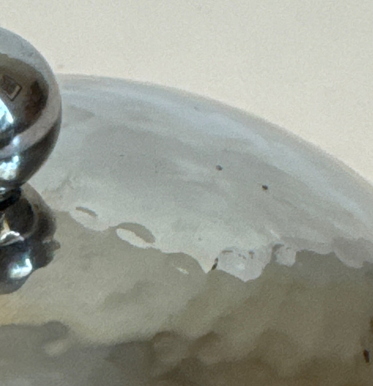 Roland Style Impulse! Hammered Round Stainless Steel Lidded Ice Bucket 7.5"