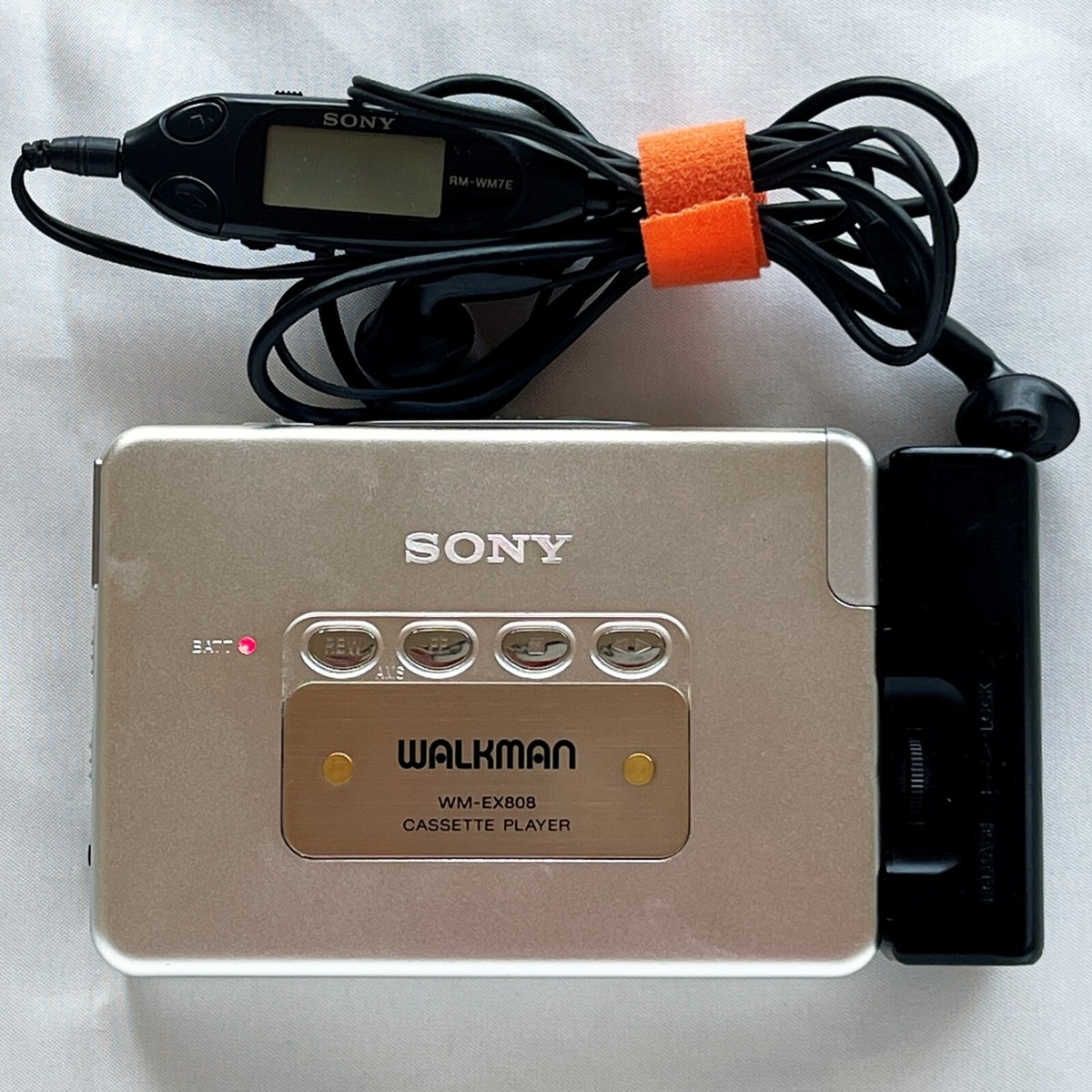 SONY WM-EX808 1993 Walkman W/Accessories Cassette Player
