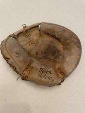 Vintage Wilson Duane Josephson Catchers Baseball Mitt Glove A2524 RHT