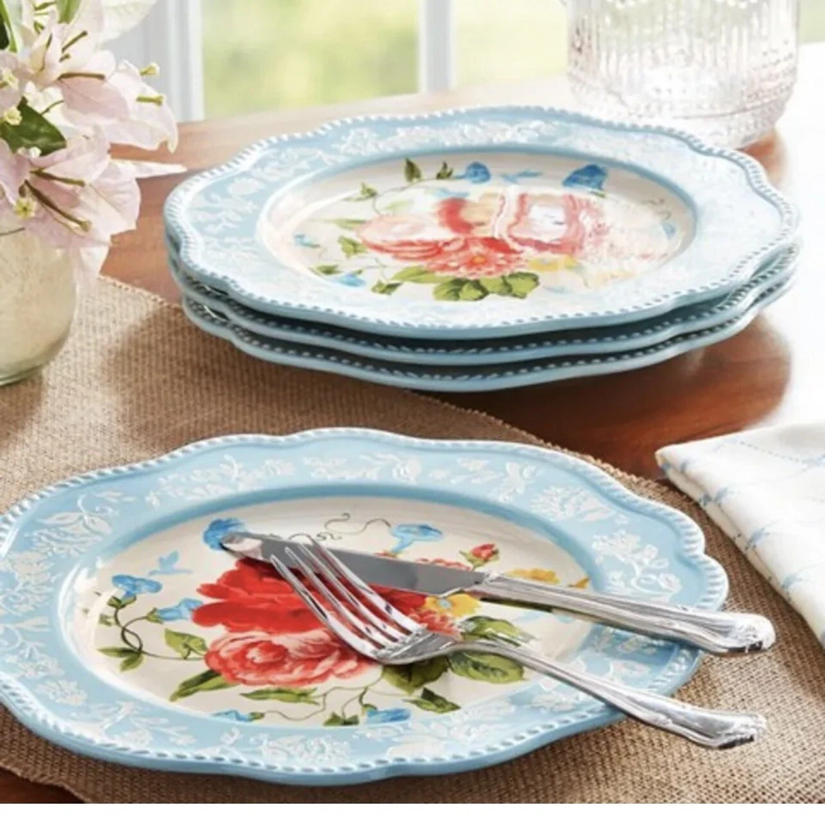 The Pioneer Woman Sweet Rose 10.98 Inch Scalloped Dinner Plates 4