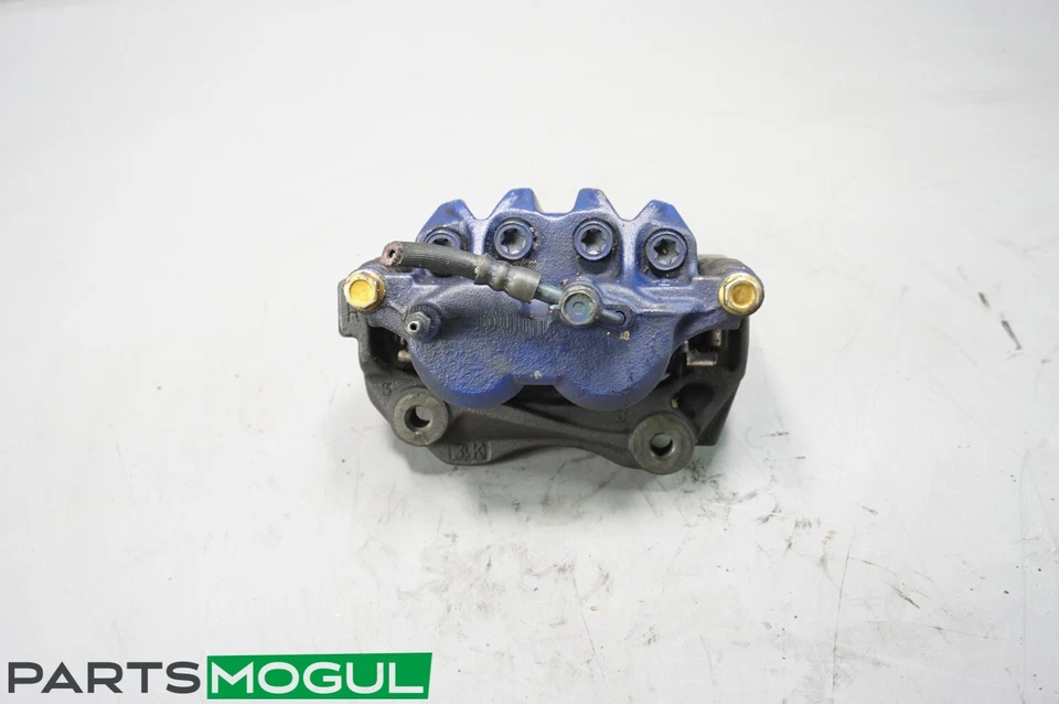 Conjunto de pinza de freno delantera derecha Lexus SC-430 2002-2005 OEM Foto 2 de 4